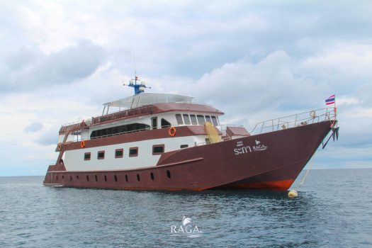 Luxury liveaboard MV Raga at anchor in the Similan Islands